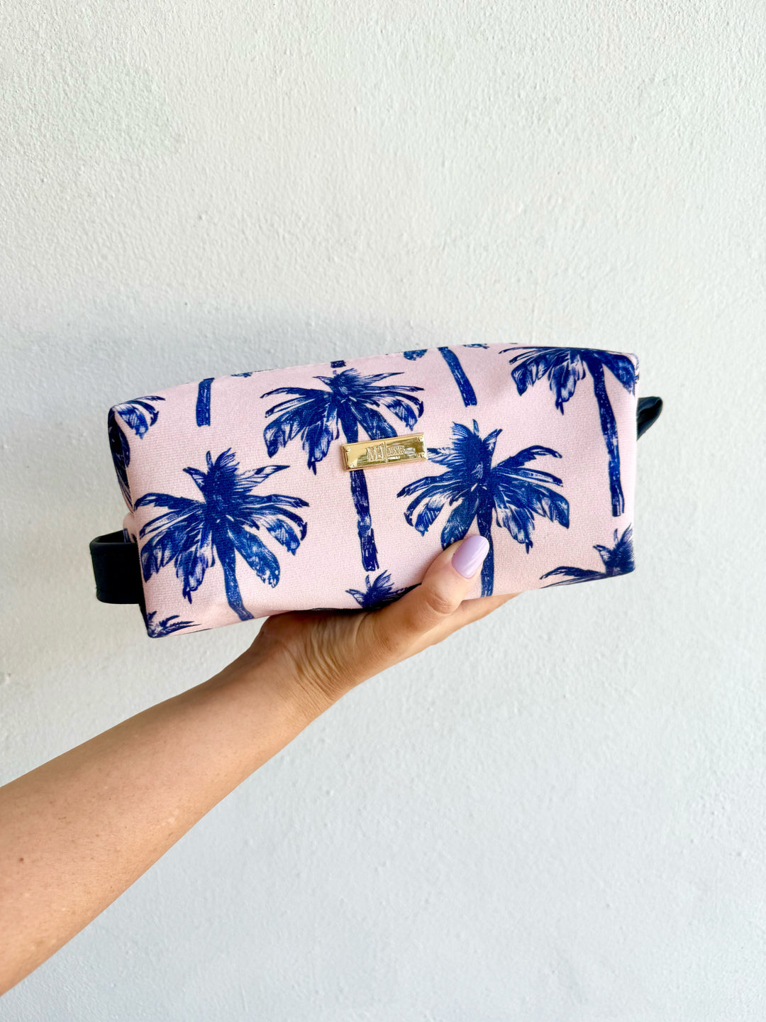 Palm Obsessed by Makeup Junkie (SEPT ARRAY: Ships in 8-10 Weeks)