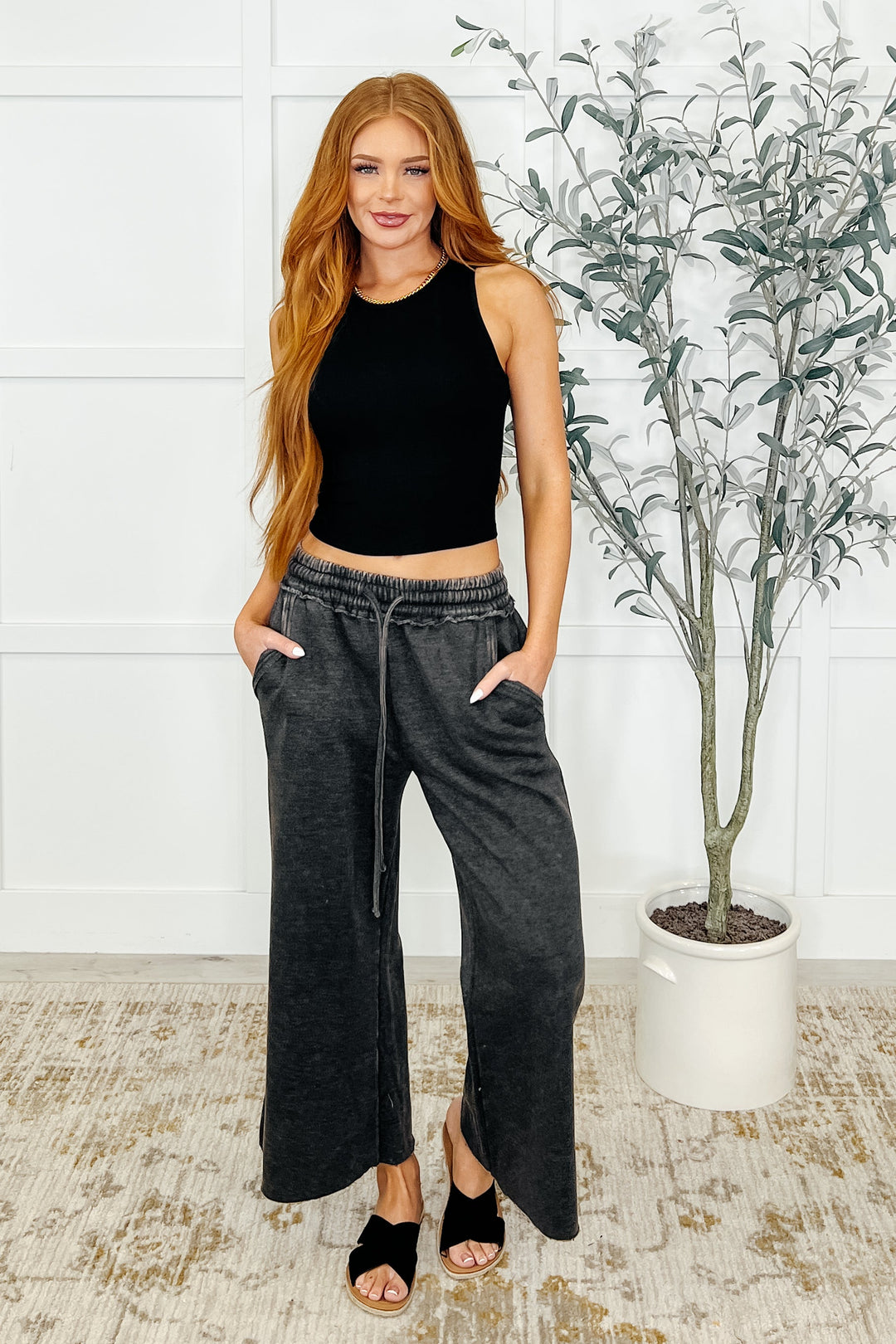 In or Out Wide Leg Cropped Pants Ash Black