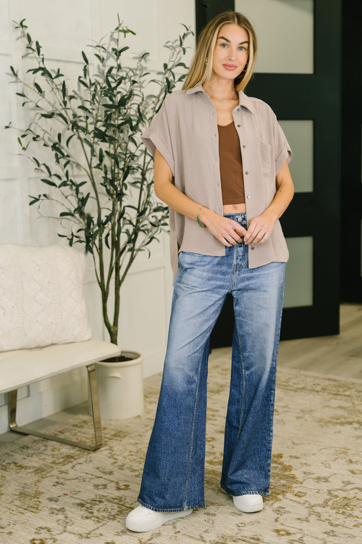 Keep Up Collared Button Down in Ash Mocha - 7/6