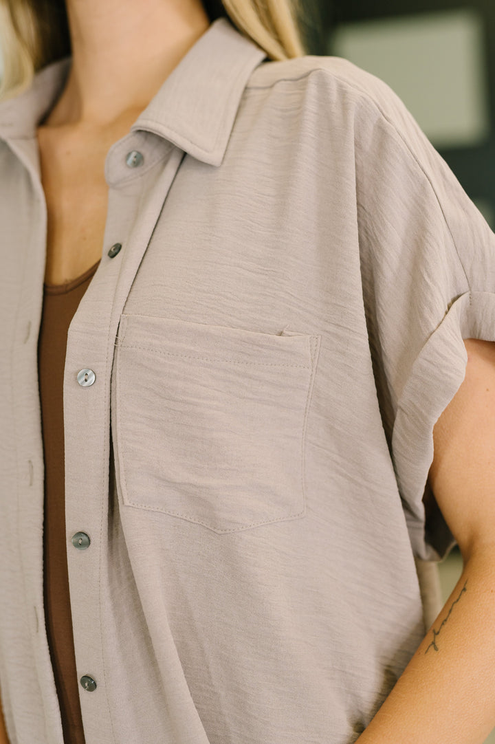 Keep Up Collared Button Down in Ash Mocha - 7/6