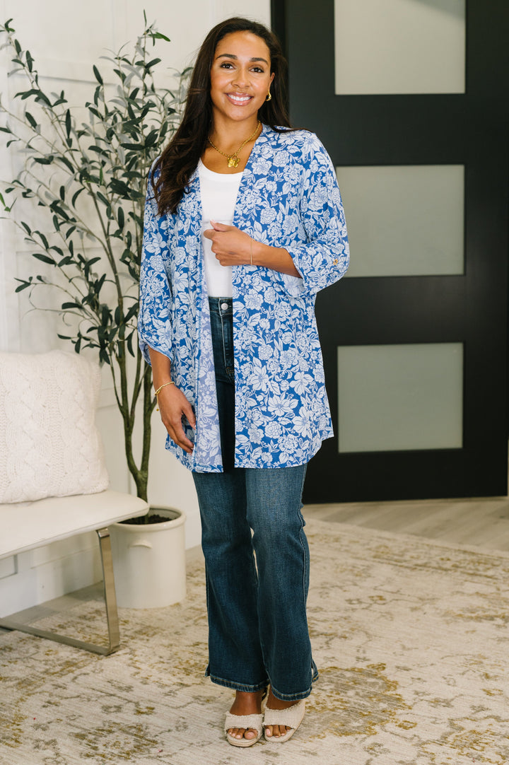 Lizzy Cardigan in Blue and White Floral - 7/30