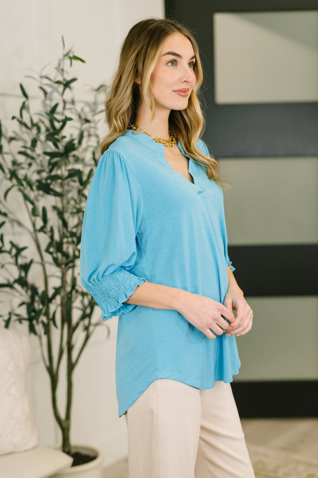 Lizzy Smock Top in Coastal Blue - 3/6