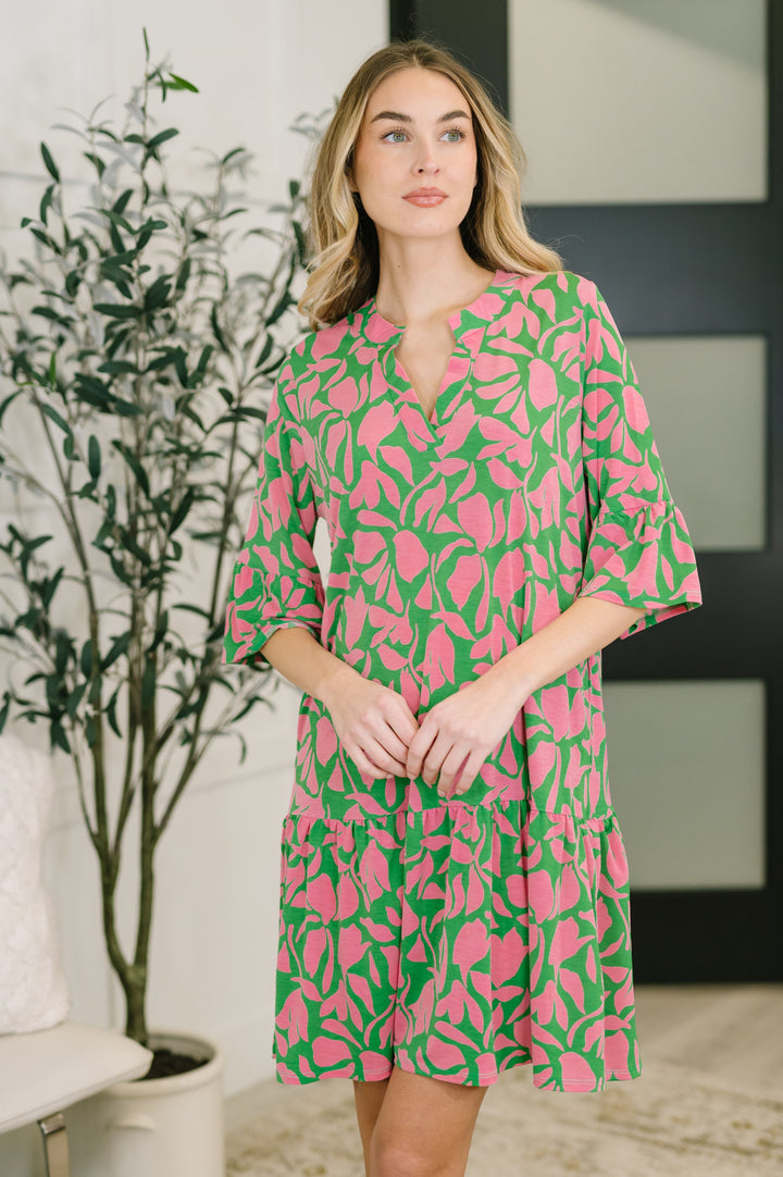 Lizzy Sunday Dress in Emerald Abstract Floral - 7/20