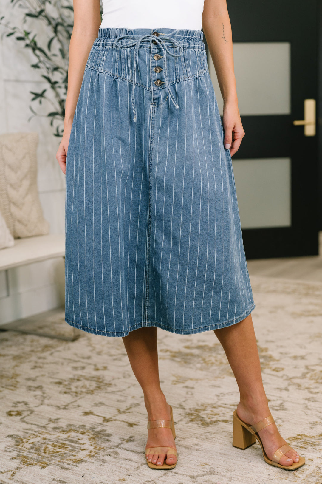 Local Girl High Waisted Skirt - 8/14