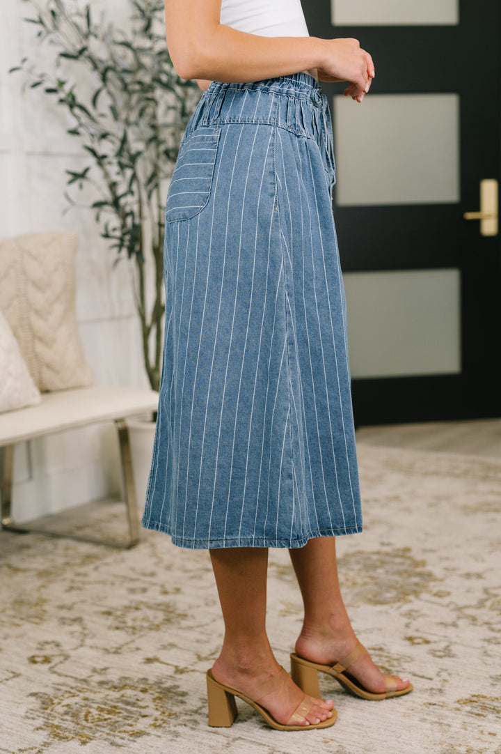 Local Girl High Waisted Skirt - 8/14
