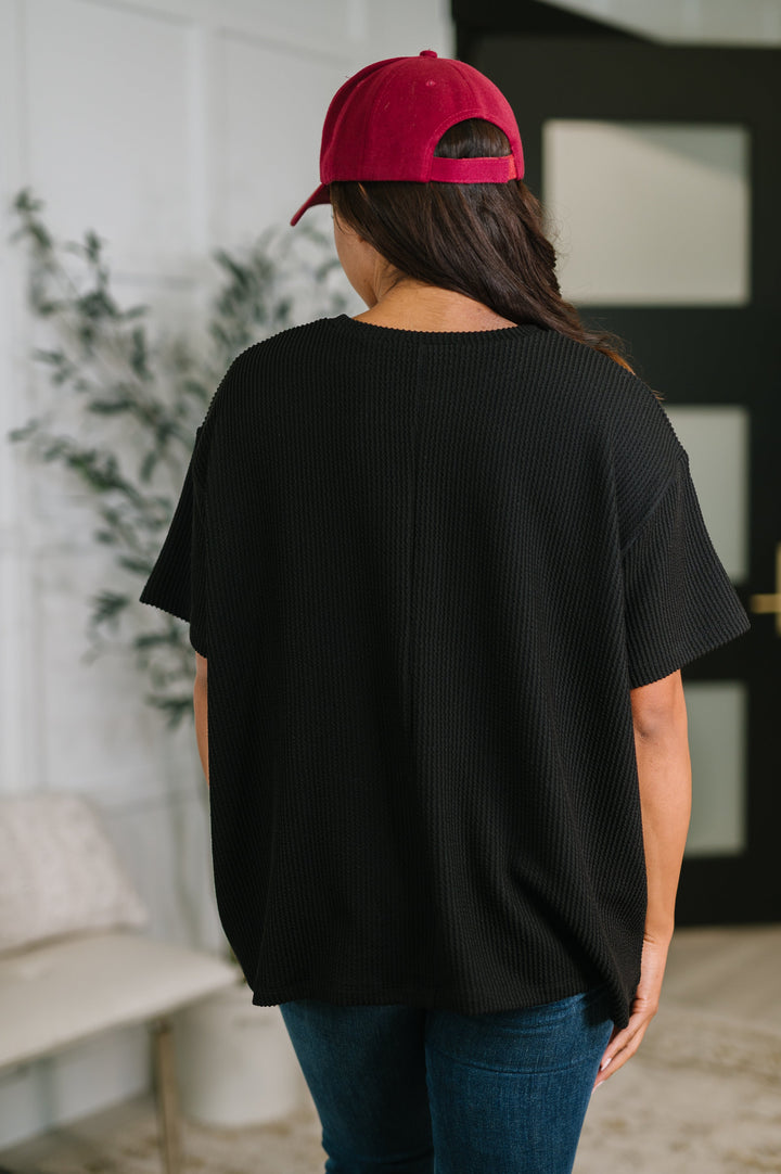 Not That complicated Textured Boxy Tee in Black - 5/6