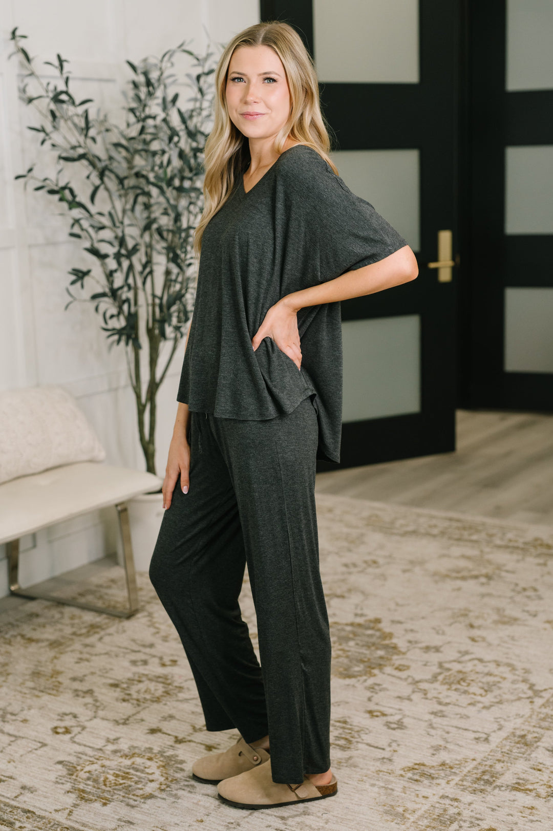 Ol' Reliable Top and Bottom Lounge Set in Charcoal - 6/3