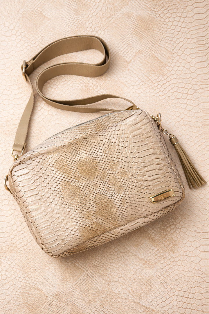 Copperazzi Uptown Bag by Makeup Junkie (Ships in 4-5 Weeks)