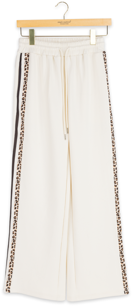 Soft Side Stripe Lounge Pant - Leopard by Simply Southern