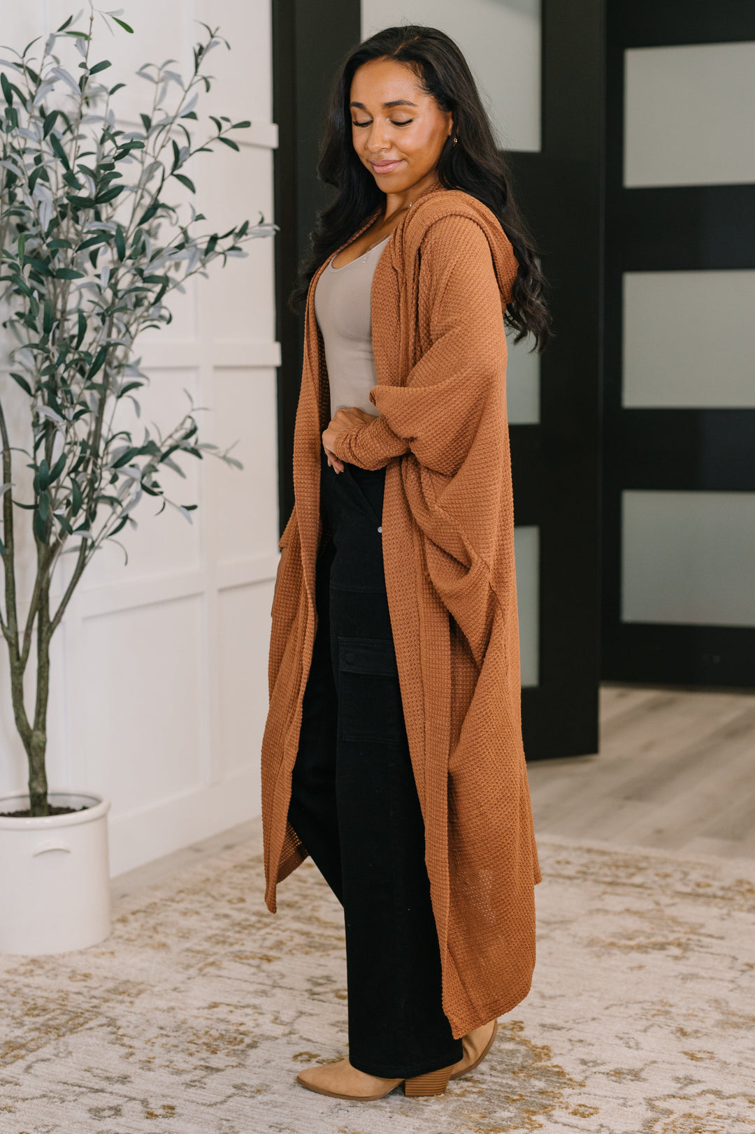 Pamper Travel Hooded Cardigan in Chestnut - 11/3