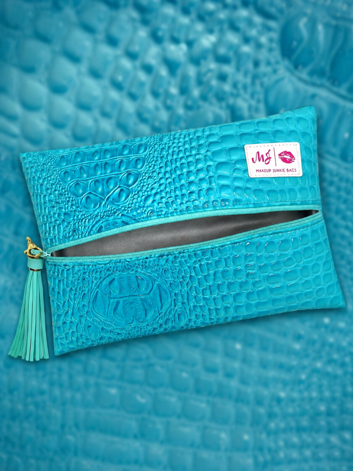 MJ Vault Release: Bubble Gator Arctic by Makeup Junkie (Ships in 5-6 Weeks)