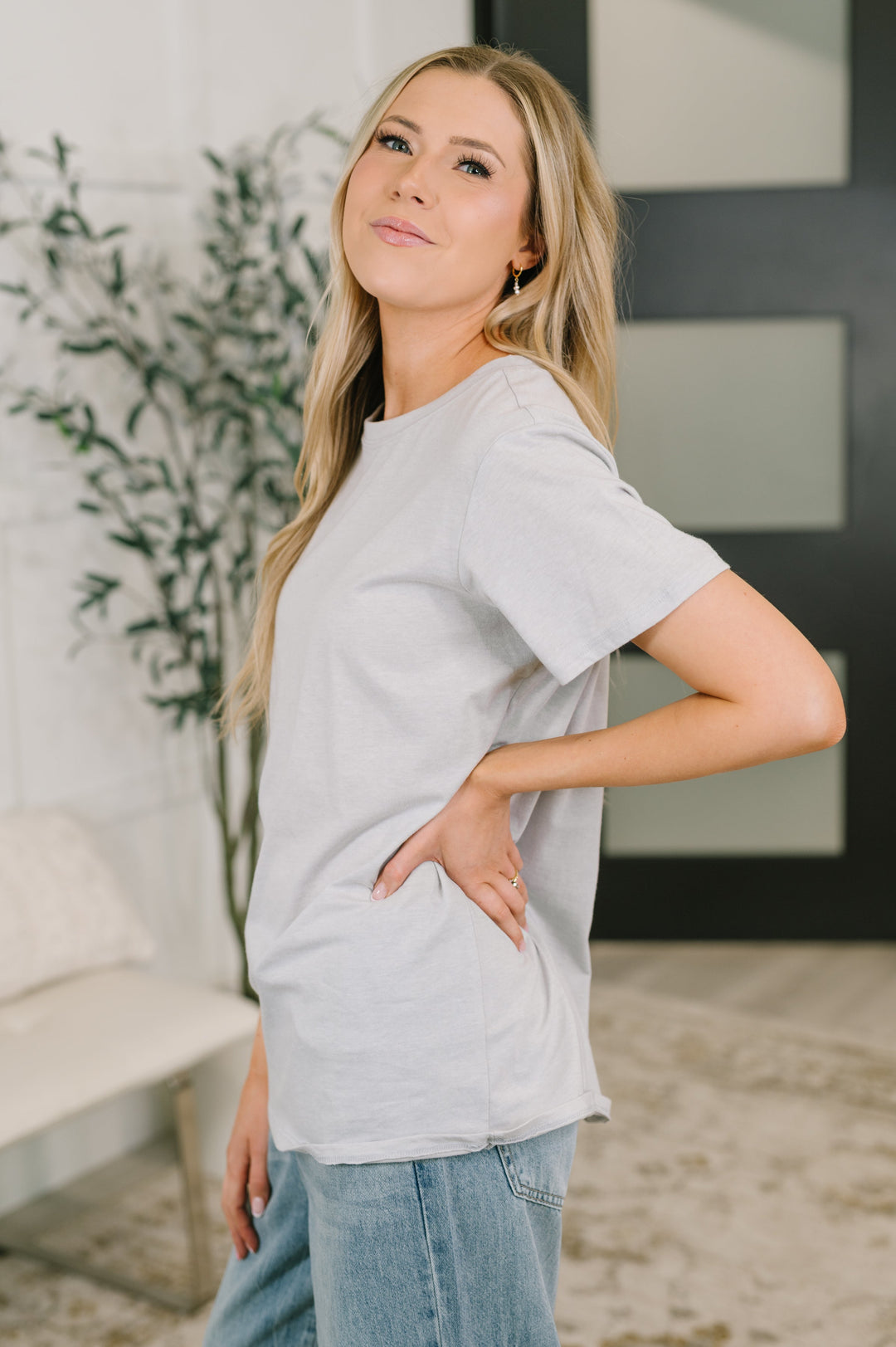 Rest Assured Basic Relaxed Tee in Heather Grey - 6/17