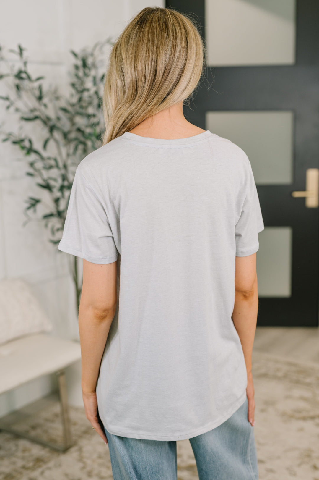 Rest Assured Basic Relaxed Tee in Heather Grey - 6/17