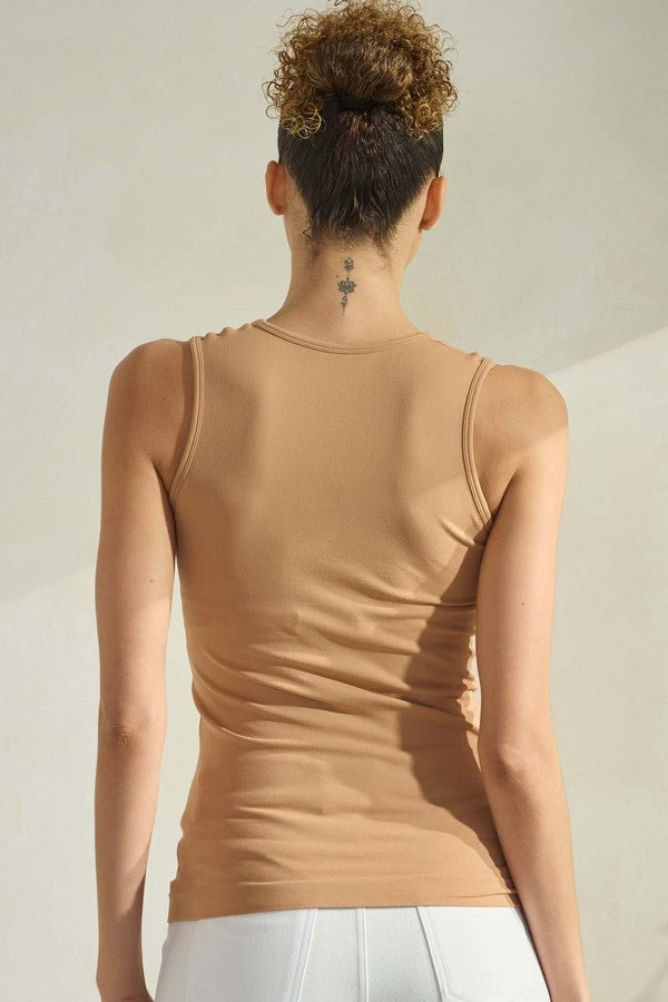U-Neck Solid Seamless Tank - Coffee Cream by Yelete