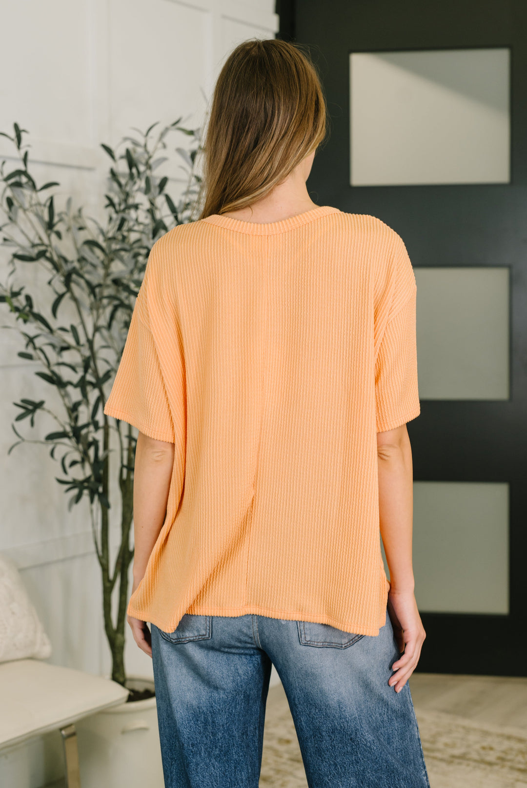 The Go-To Tee in Apricot Bliss - 4/16