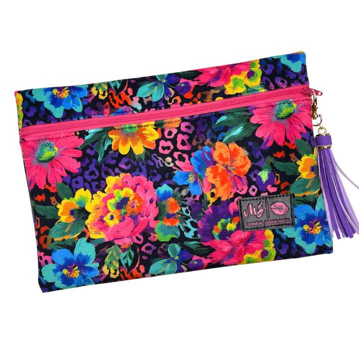 JAN ARRAY: Happy Hour Flower By Makeup Junkie (Ships in 6-8 Weeks)