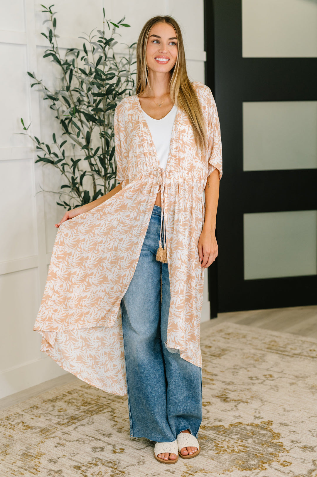 Tropical Print Gauze Kimono with Elastic Waist Tie in Milk Tea - 4/6