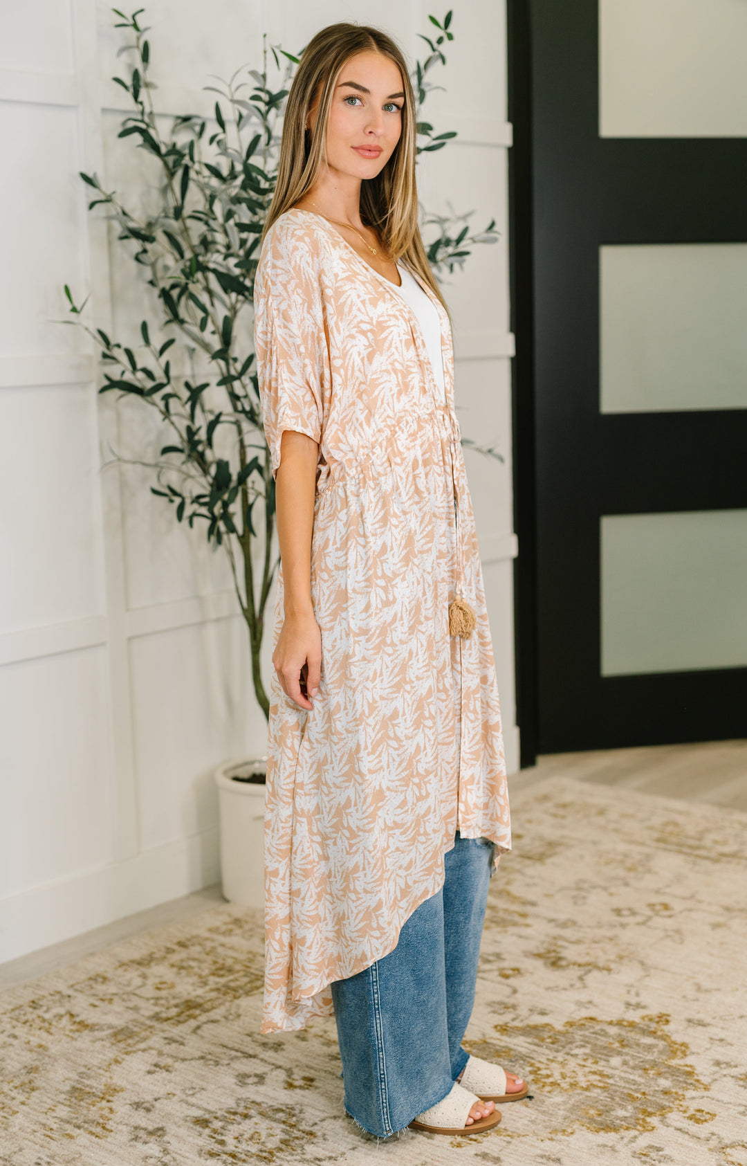 Tropical Print Gauze Kimono with Elastic Waist Tie in Milk Tea - 4/6