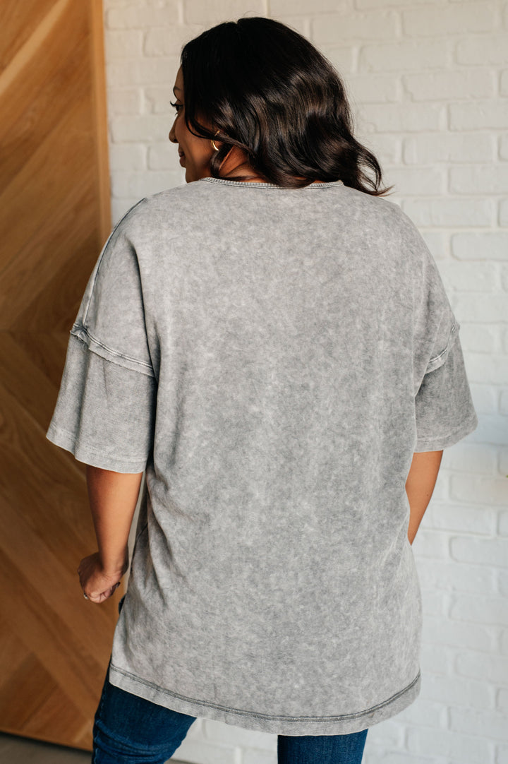 Unbothered Mineral Wash Top in Grey - 6/15