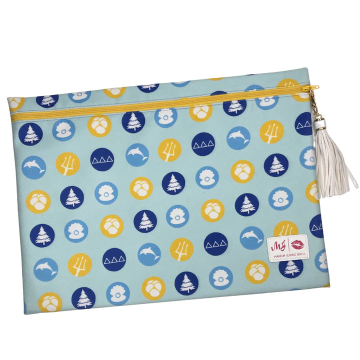 Delta Delta Delta by Makeup Junkie (Ships in 5-6 Weeks)