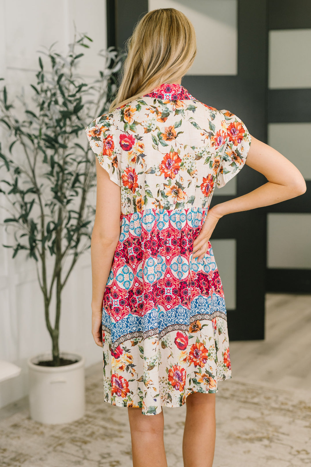 Wanted Whimsy Collared Printed Dress - 4/7