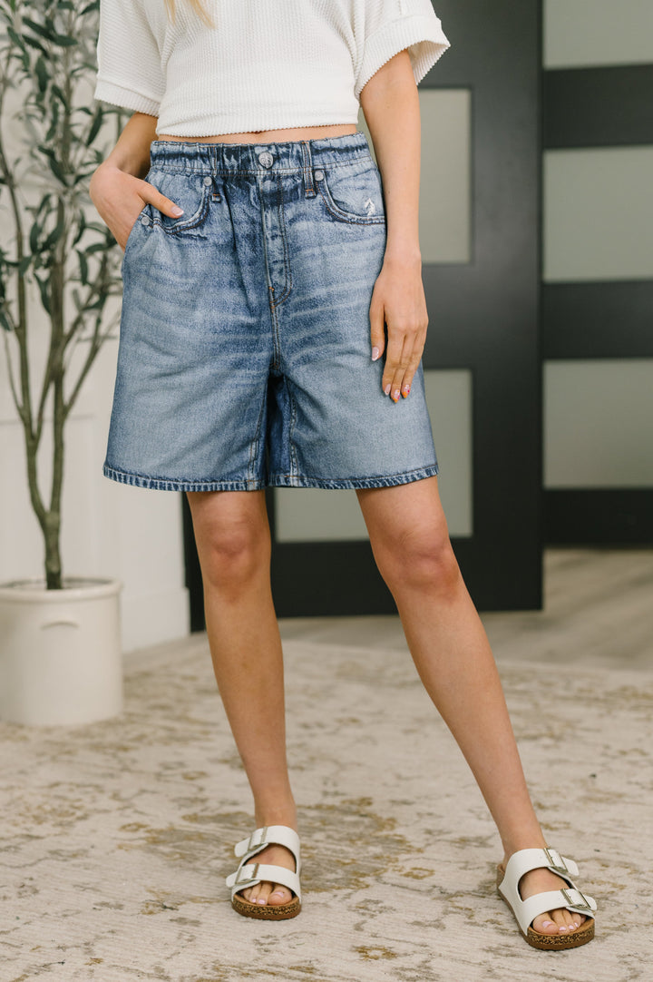 Zenim Printed High Waisted Shorts in Classic Denim - 4/7