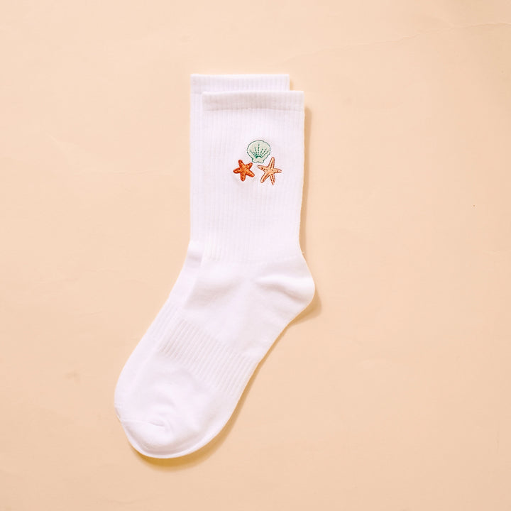Embroidered Crew Socks - Seashells by the Darling Effect