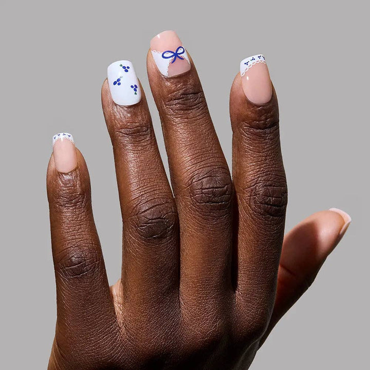 Press-On Glamnetic Nails - Blue A Kiss