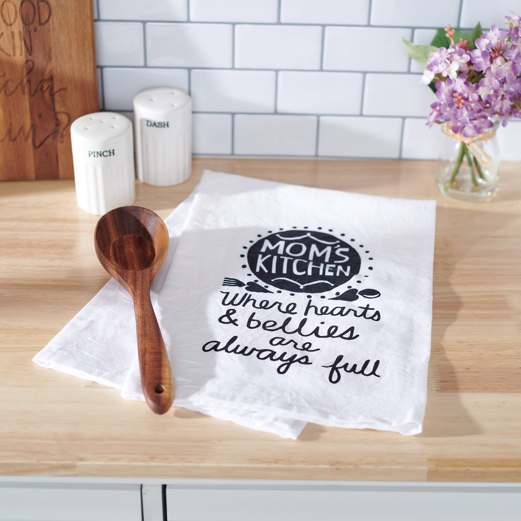 'Mom's Kitchen' Hearts & Bellies Kitchen Towel