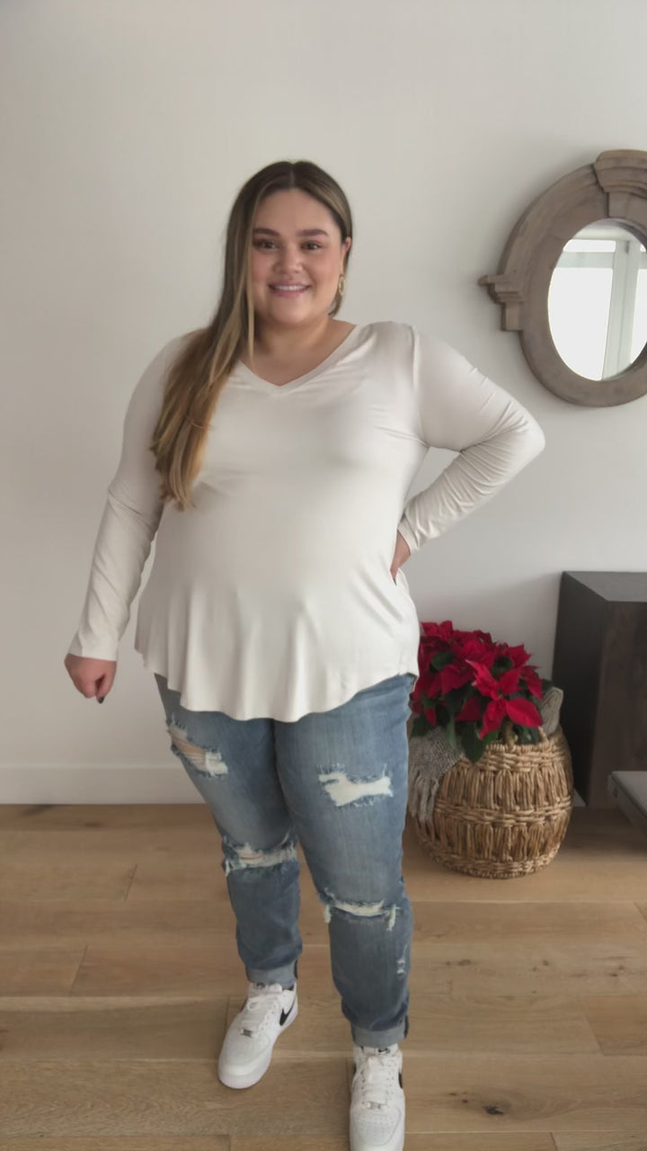 Basics Are Best Long Sleeve V-Neck Top in Bone