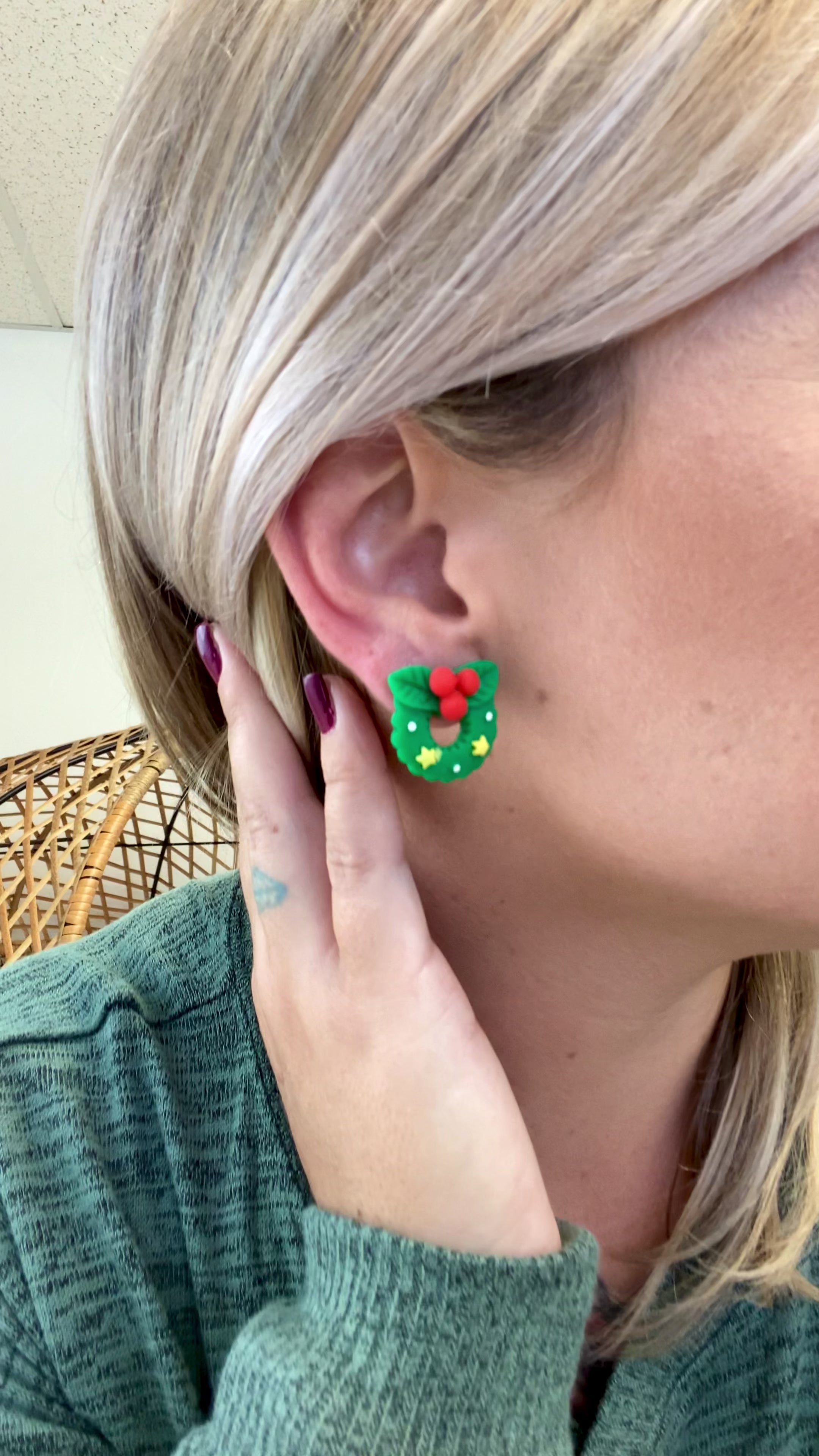 Christmas Wreath Clay Stud Earrings