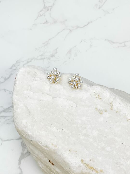 Bubbly Pearl Cluster Studs