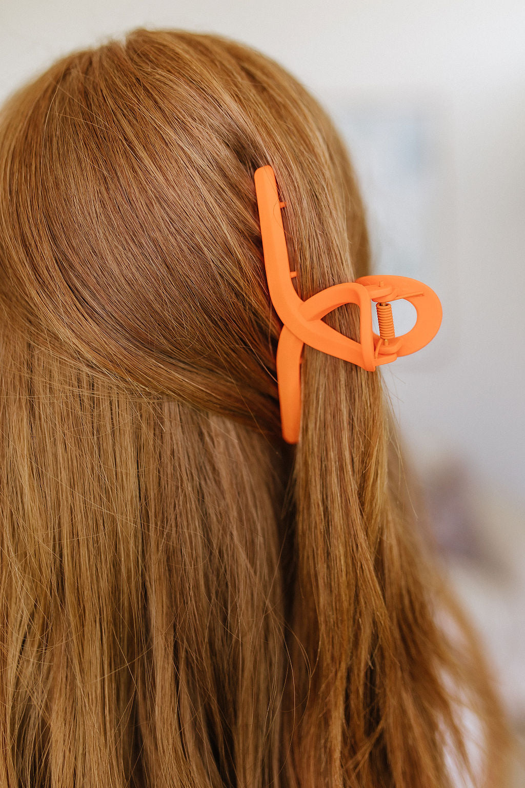 Claw Clip Set of 4 in Orange (Ships in 1-2 Weeks)