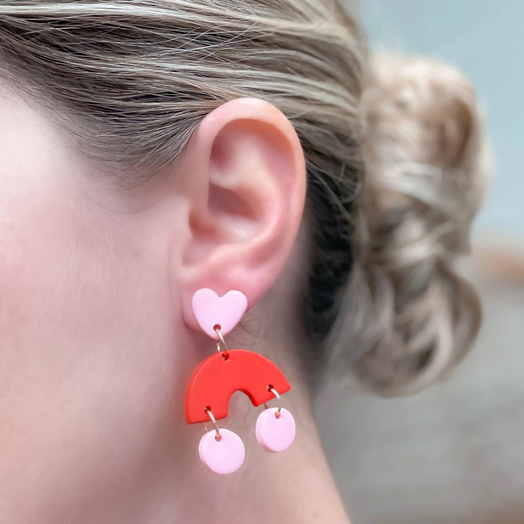 Heart Dangle Arch Earrings - Red
