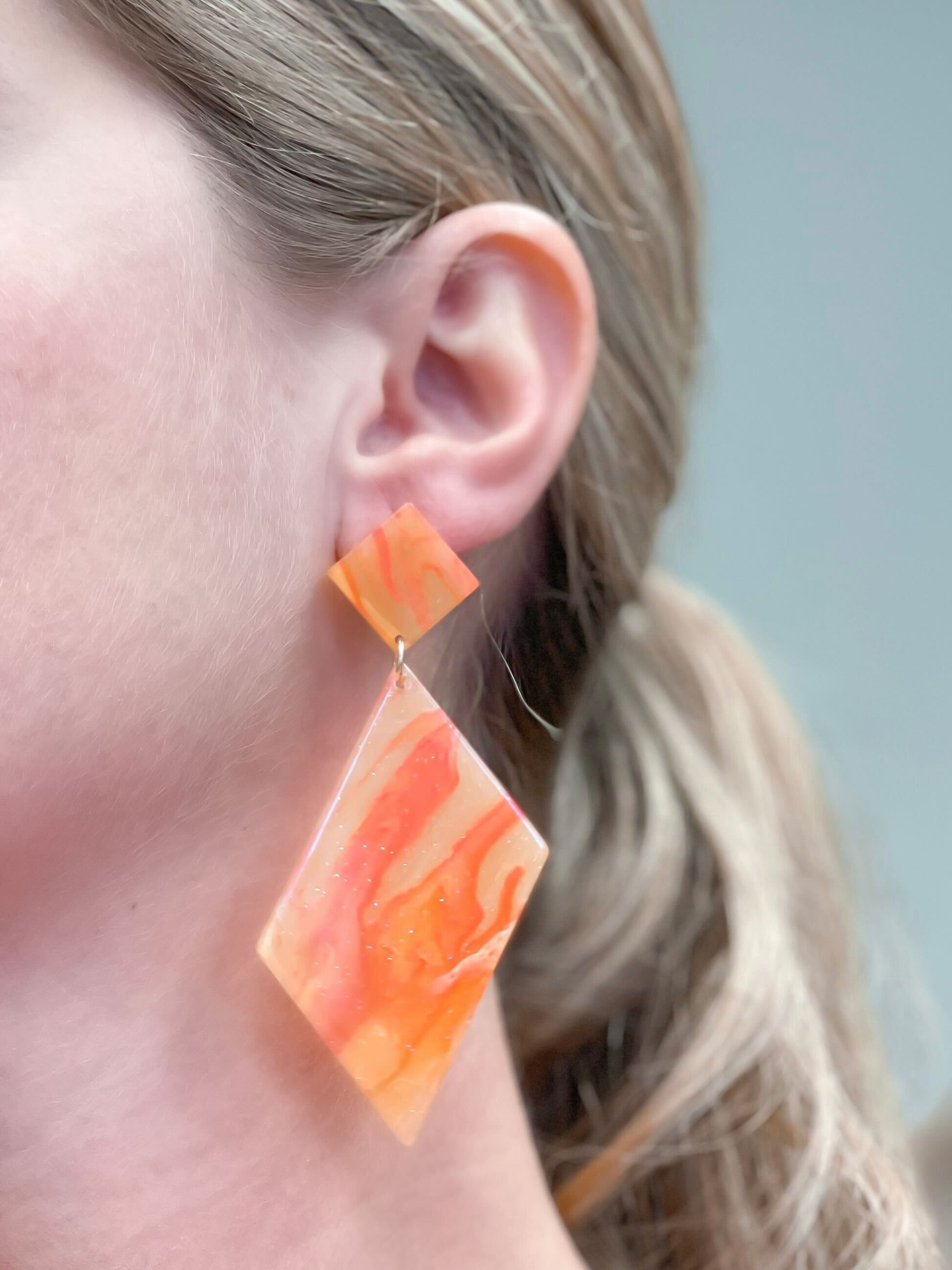 Marbled Angular Geometric Dangle Earrings - Orange