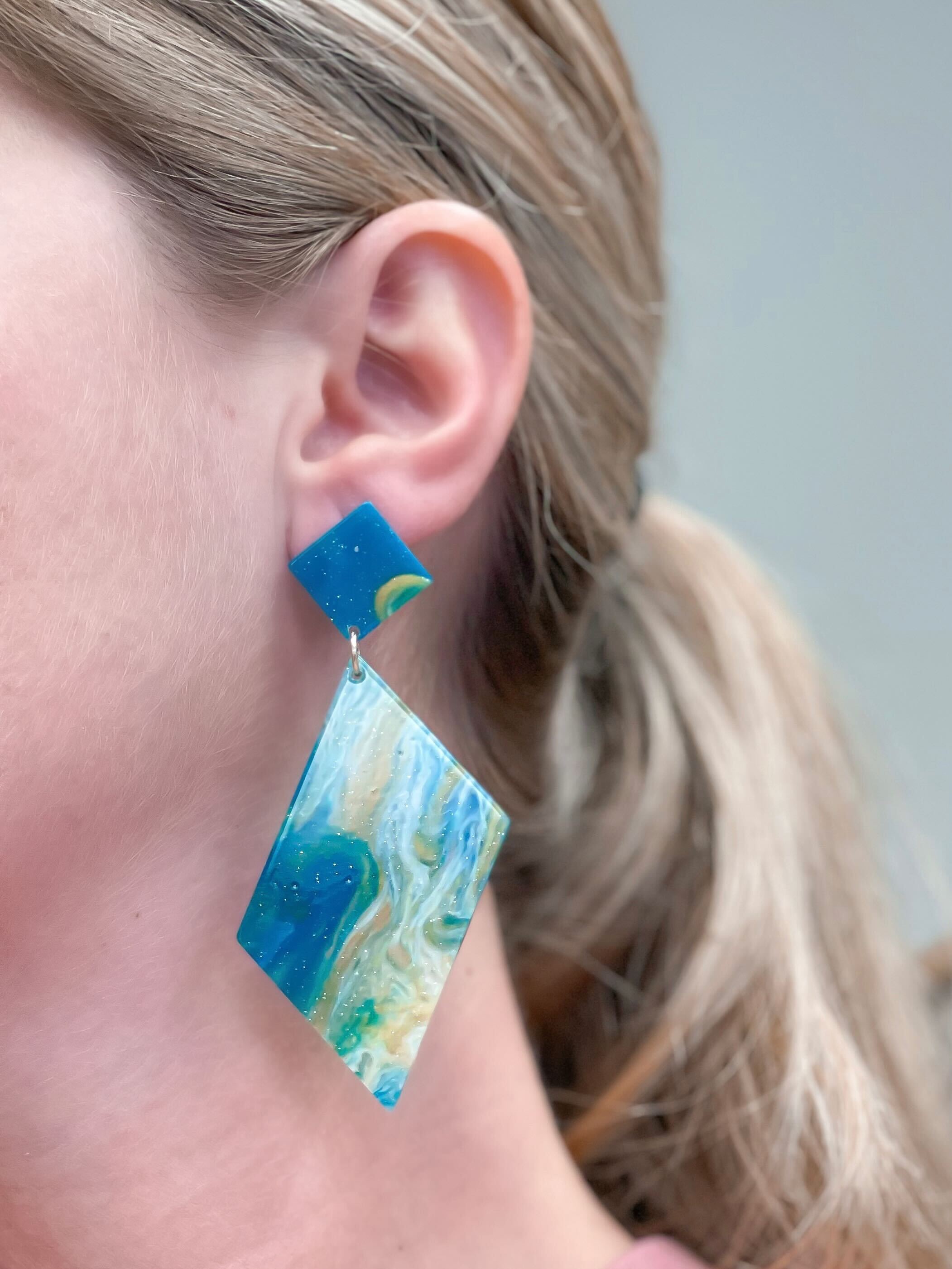 Marbled Angular Geometric Dangle Earrings - Blue