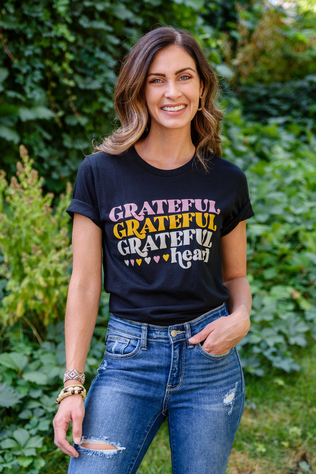 Grateful Heart Graphic T-Shirt In Black (Ships in 1-2 Weeks)