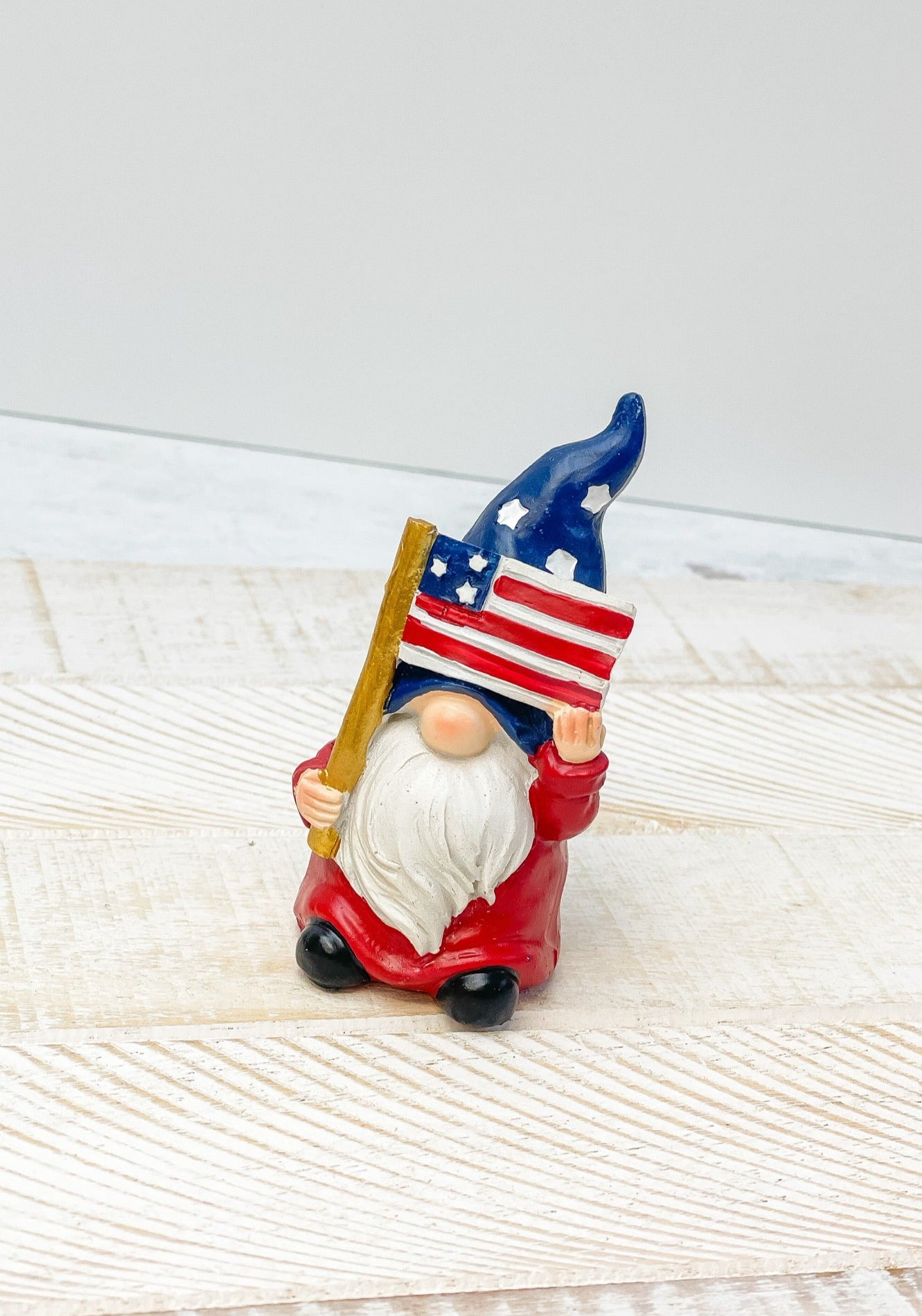 Resin Mini Americana Gnome