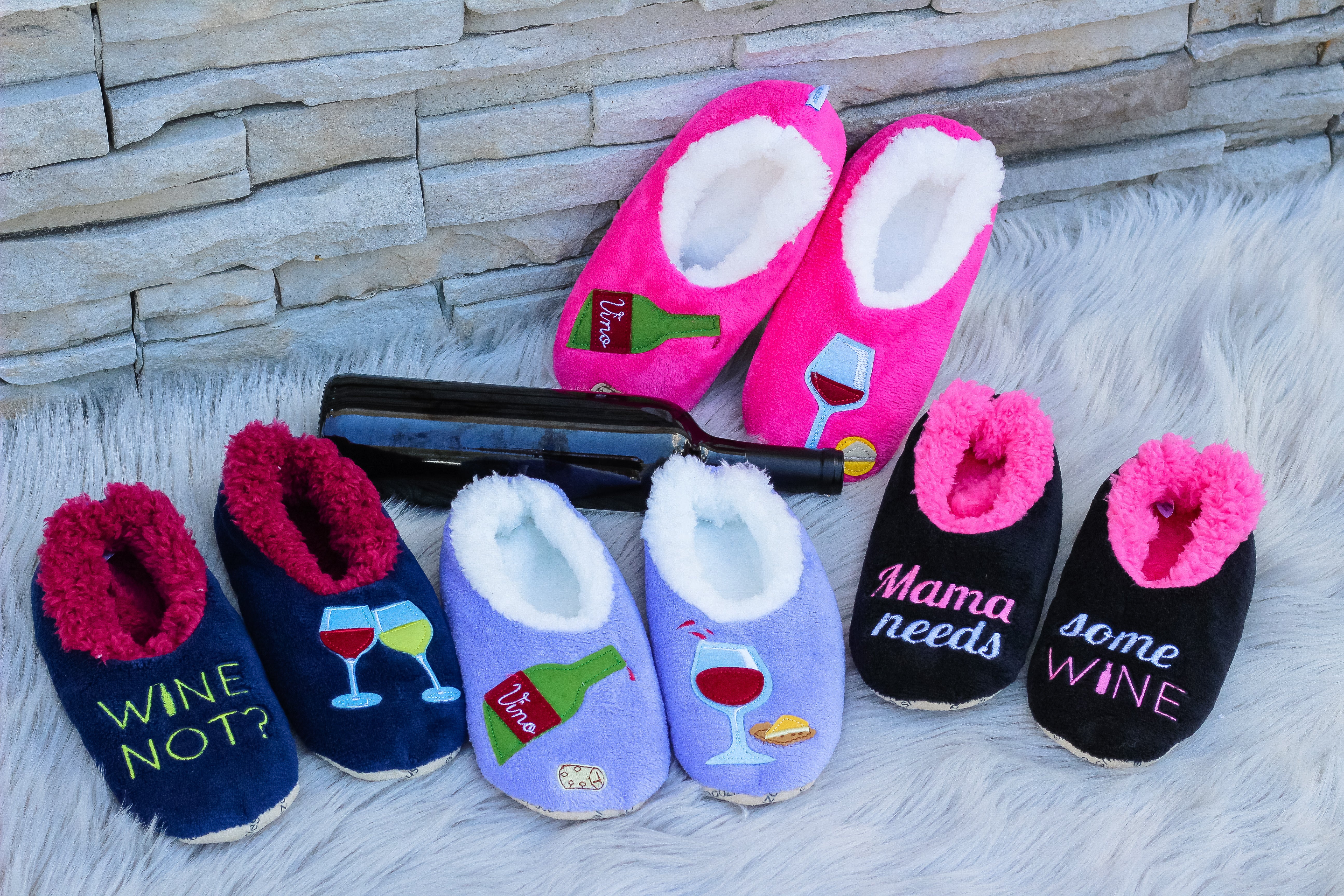 Snoozies! Slippers - Mama Needs Some Wine