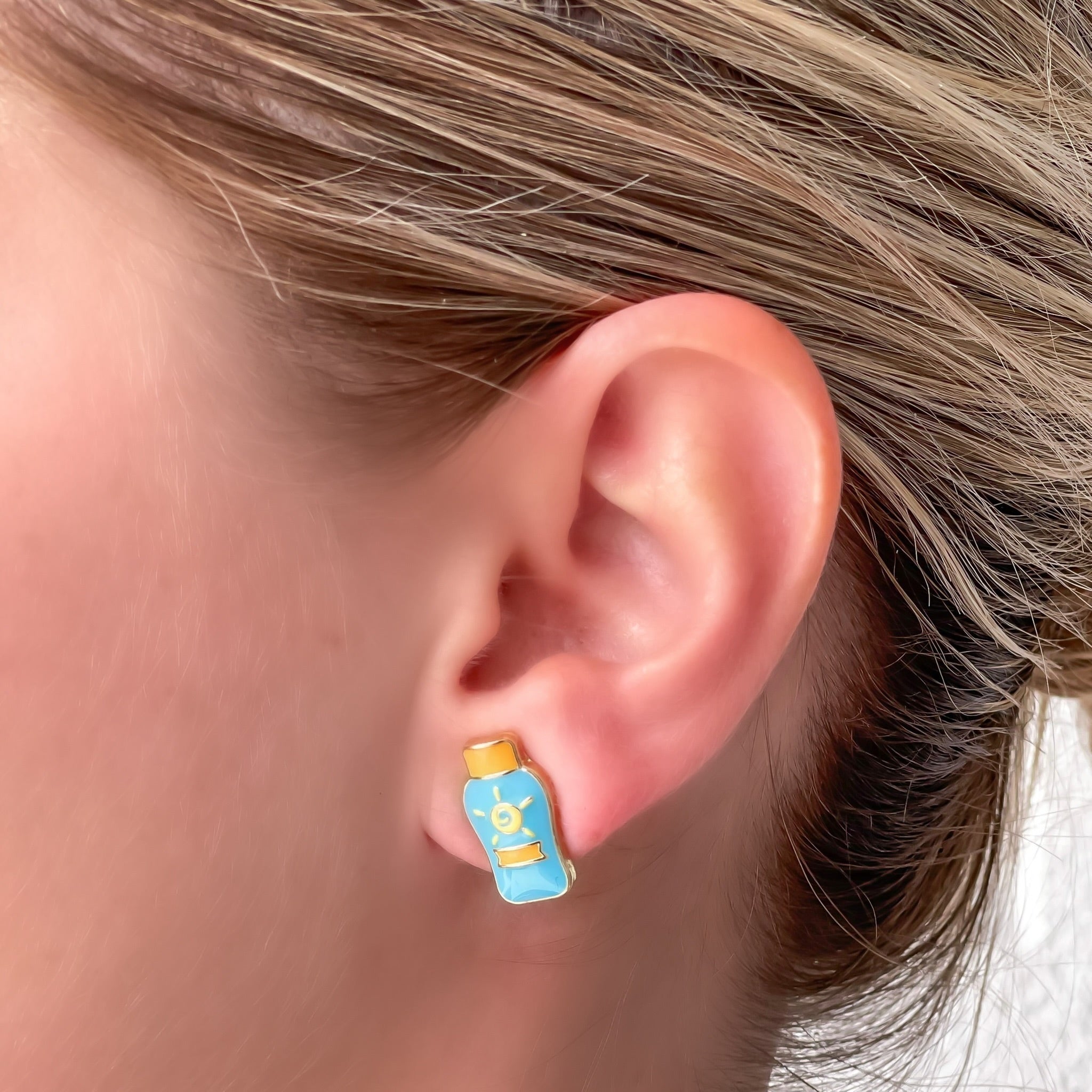 Sunscreen Signature Enamel Studs by Prep Obsessed