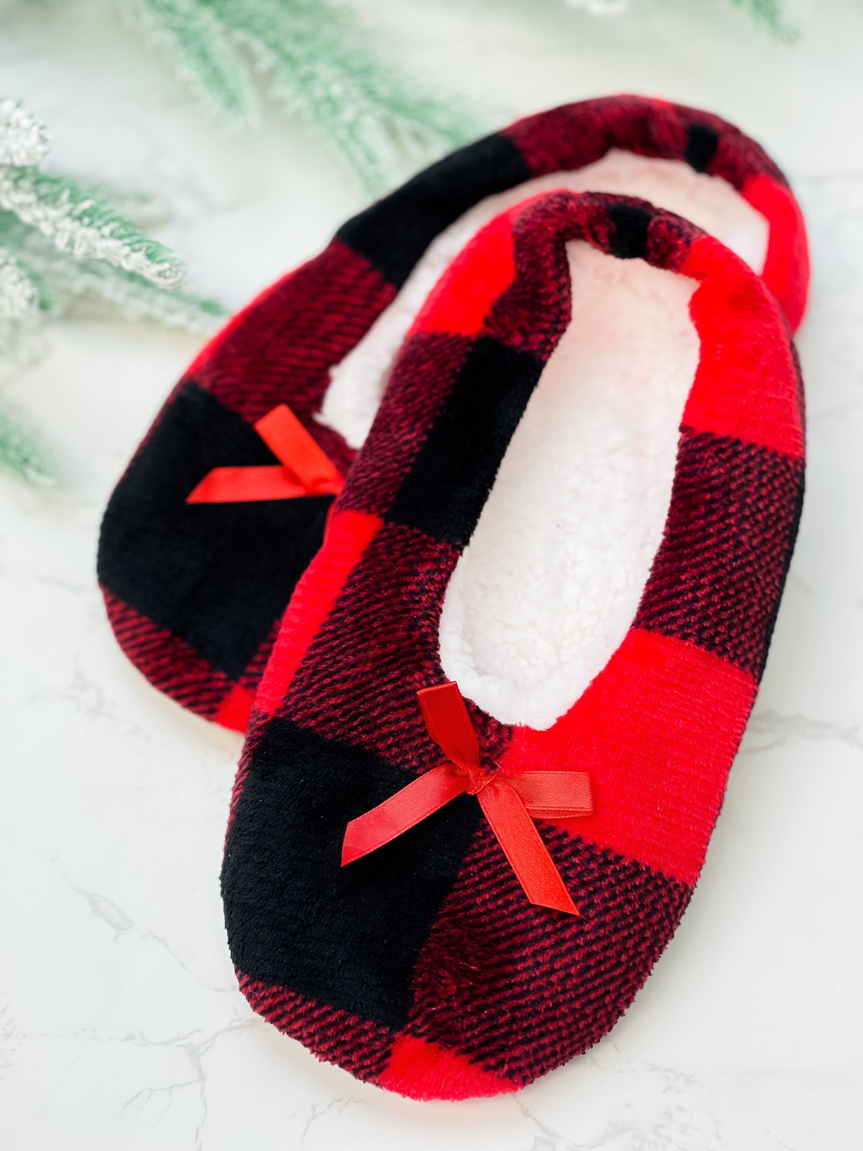 Velvety Fleece Slippers - Christmas Plaid