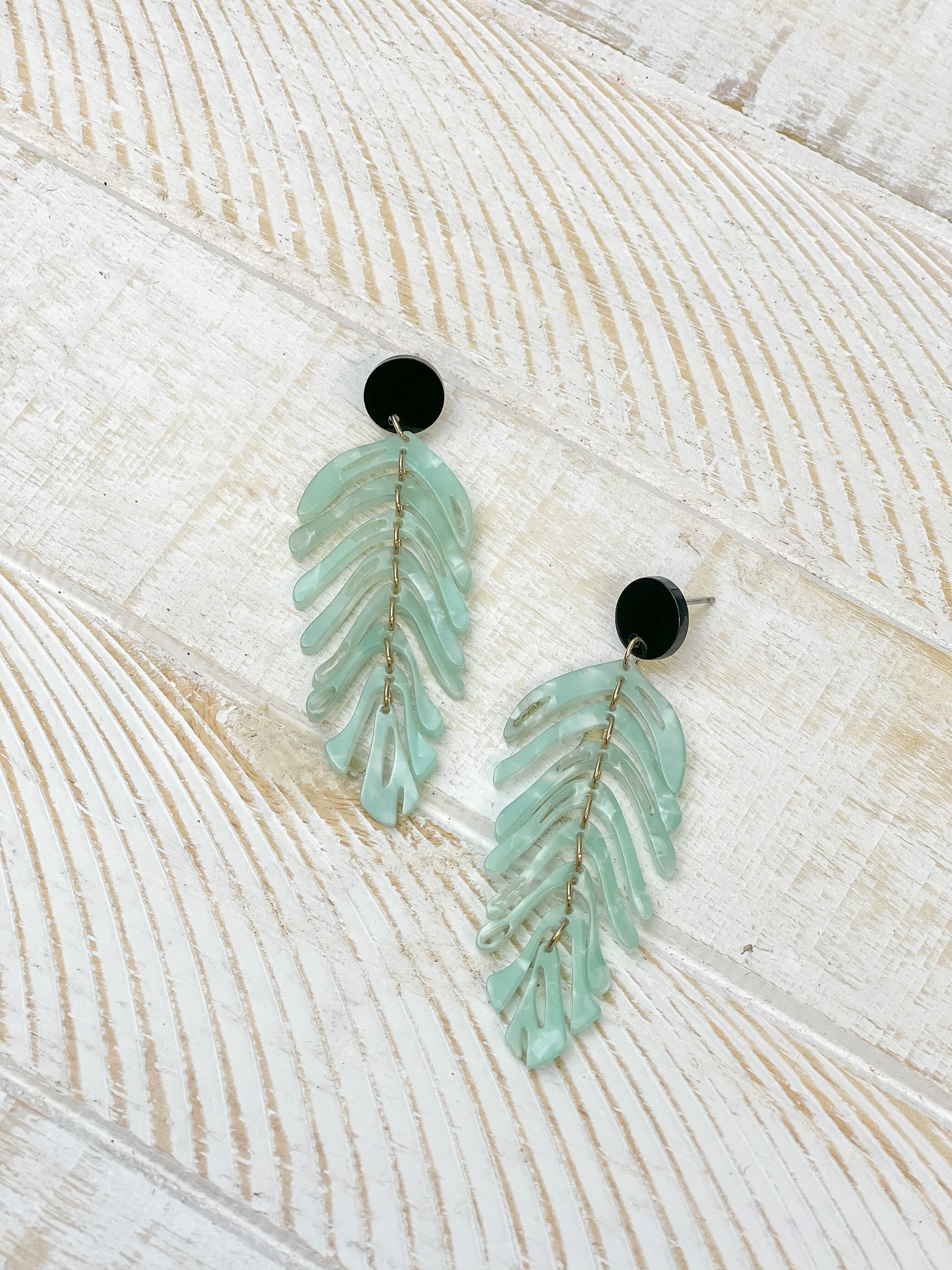 Palm Leaf Resin Dangle Earrings - Green