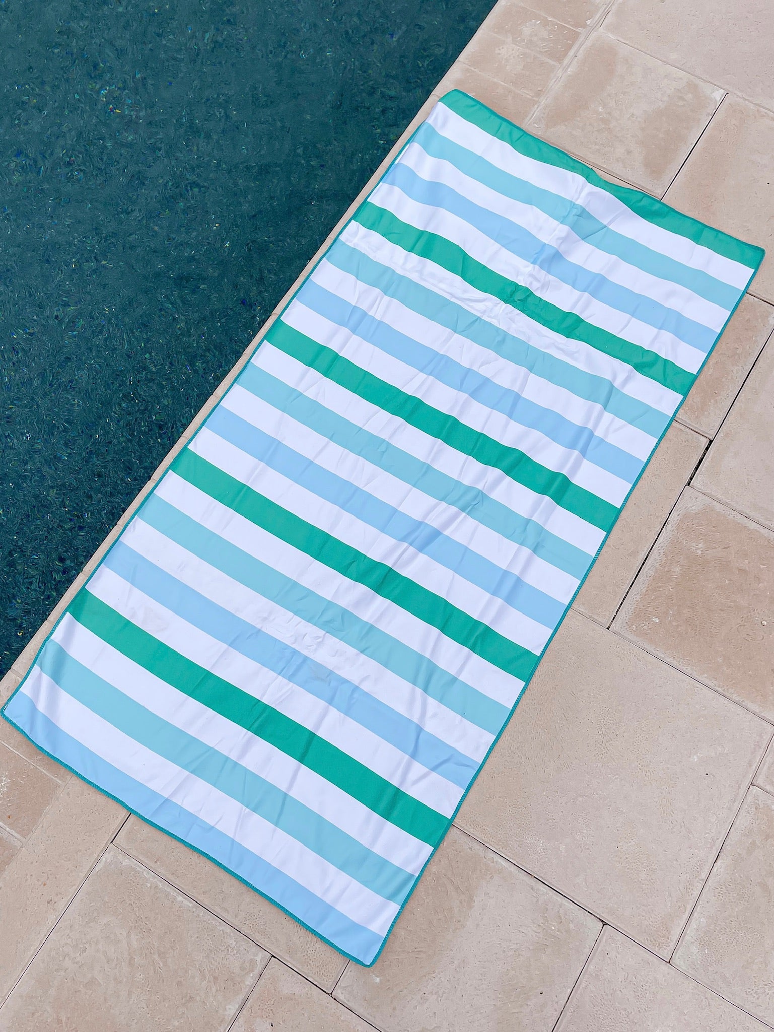Convertible Beach Bag and Towel Combo - Stripe