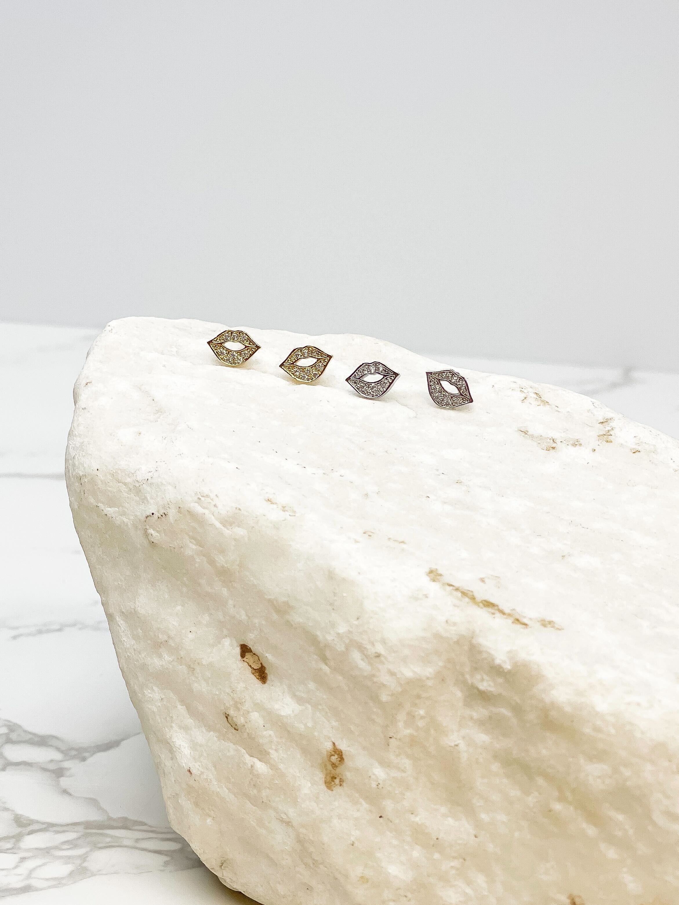 Cubic Zirconia Pave Lip Stud Earrings - Gold