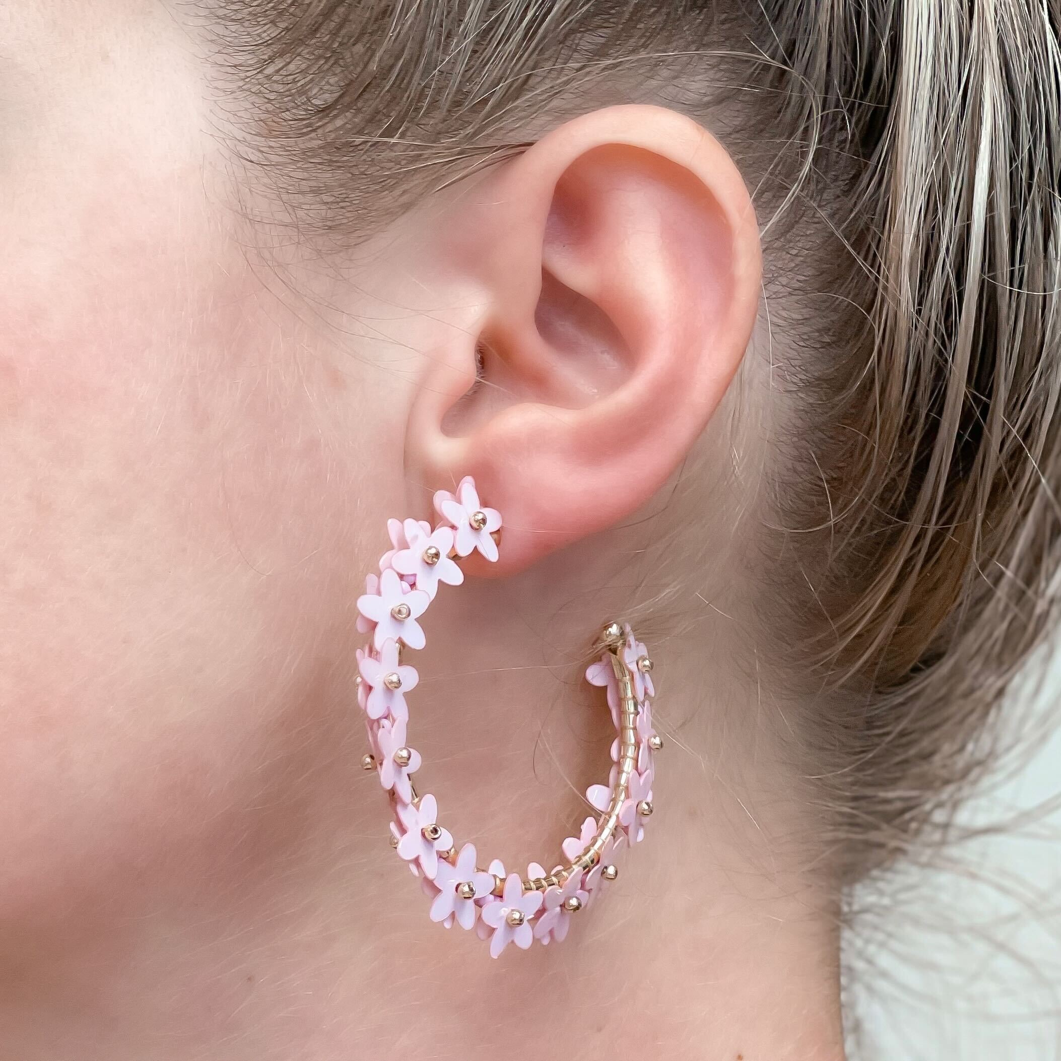 Sequin Flower Lined Hoop Earrings - Lavender
