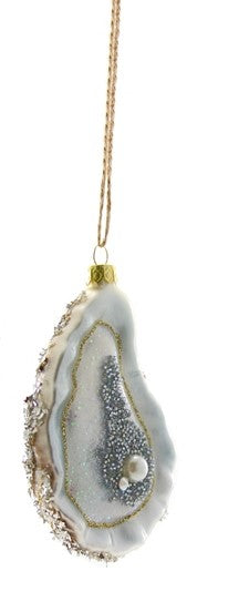 Oyster with Pearl Ornament - Choice of Color